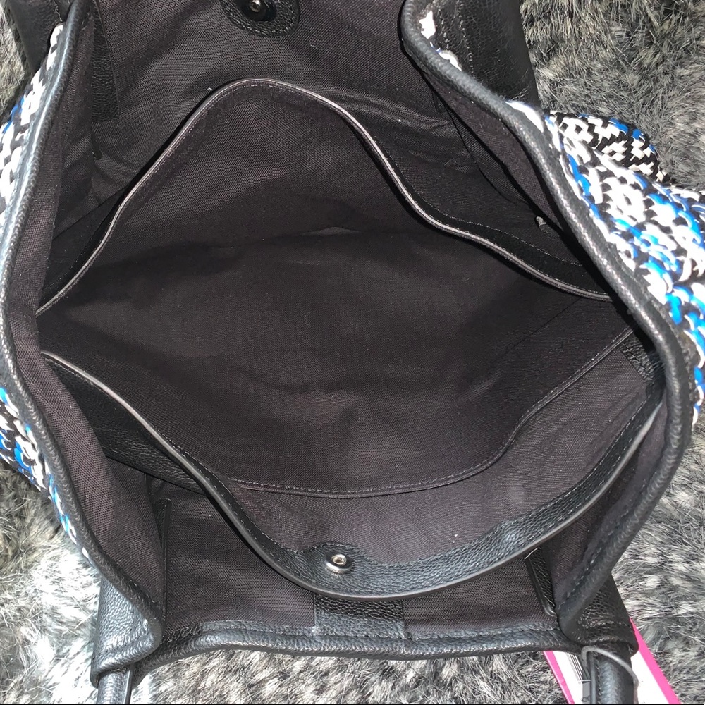 Vince Camuto Harlo Eletric Blue Tote - Picture 6 of 7